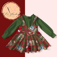 Load image into Gallery viewer, Vintage tv Christmas
